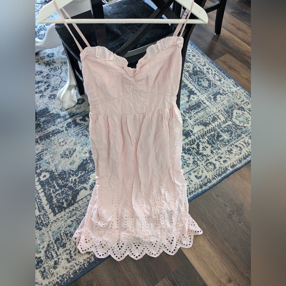 Gorgeous romantic Abercrombie & Fitch pink cottage dress small